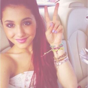 meet your posher, lili gabriella 🎀